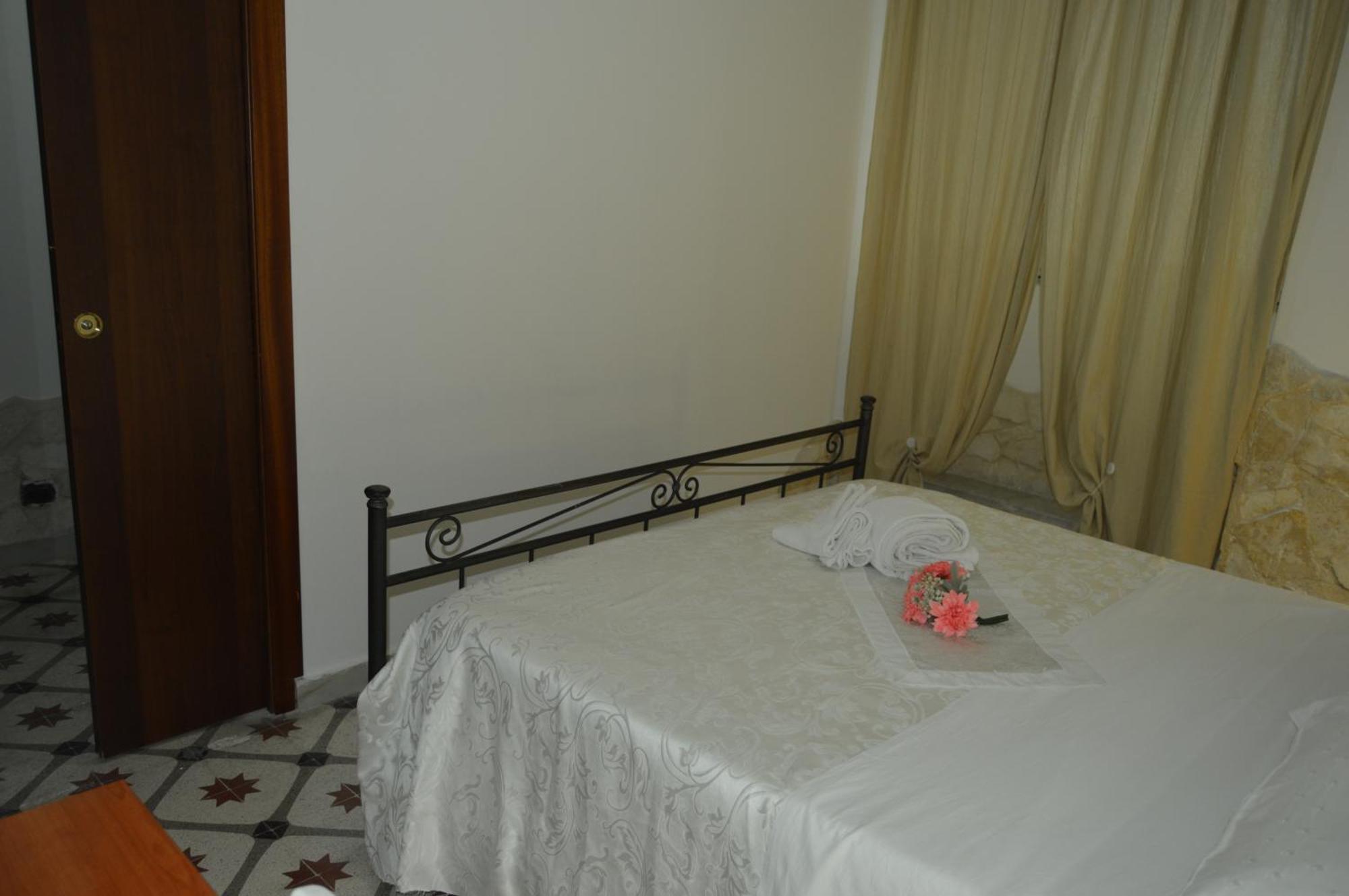 Bed&Breakfast Vecchio Porto CTA Exterior foto